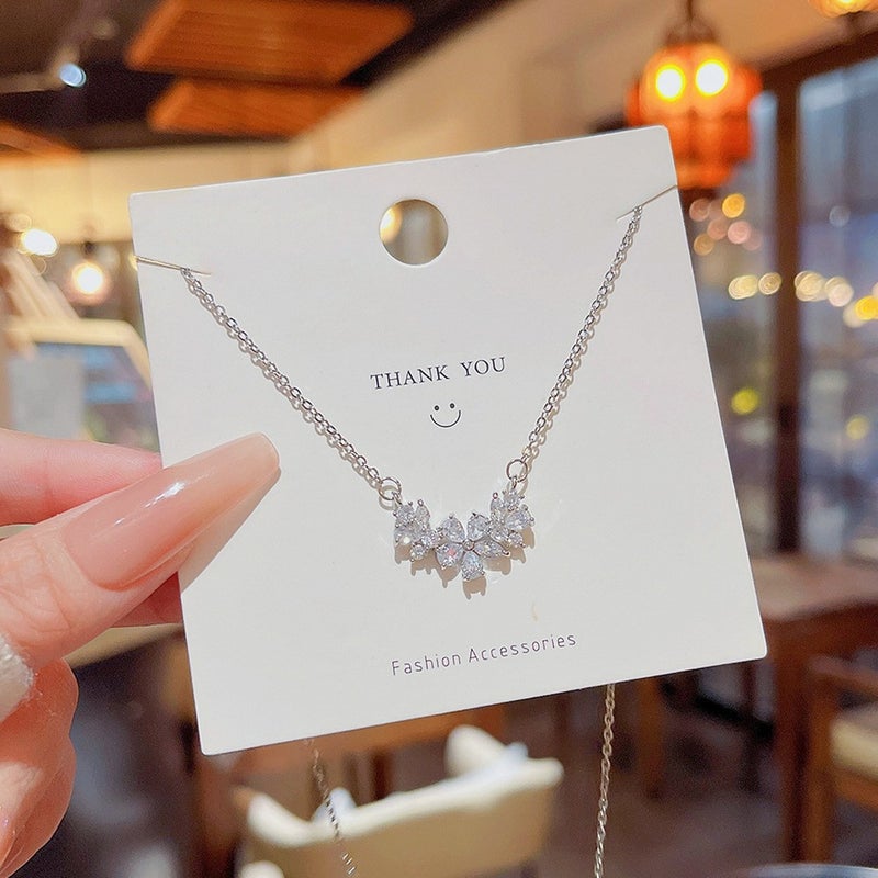 Korean And Japanese New Style Sweet Zircon Petal Necklace Summer Women'S High-End Pendant Choker Niche Design Clavicle Chain - Image 4